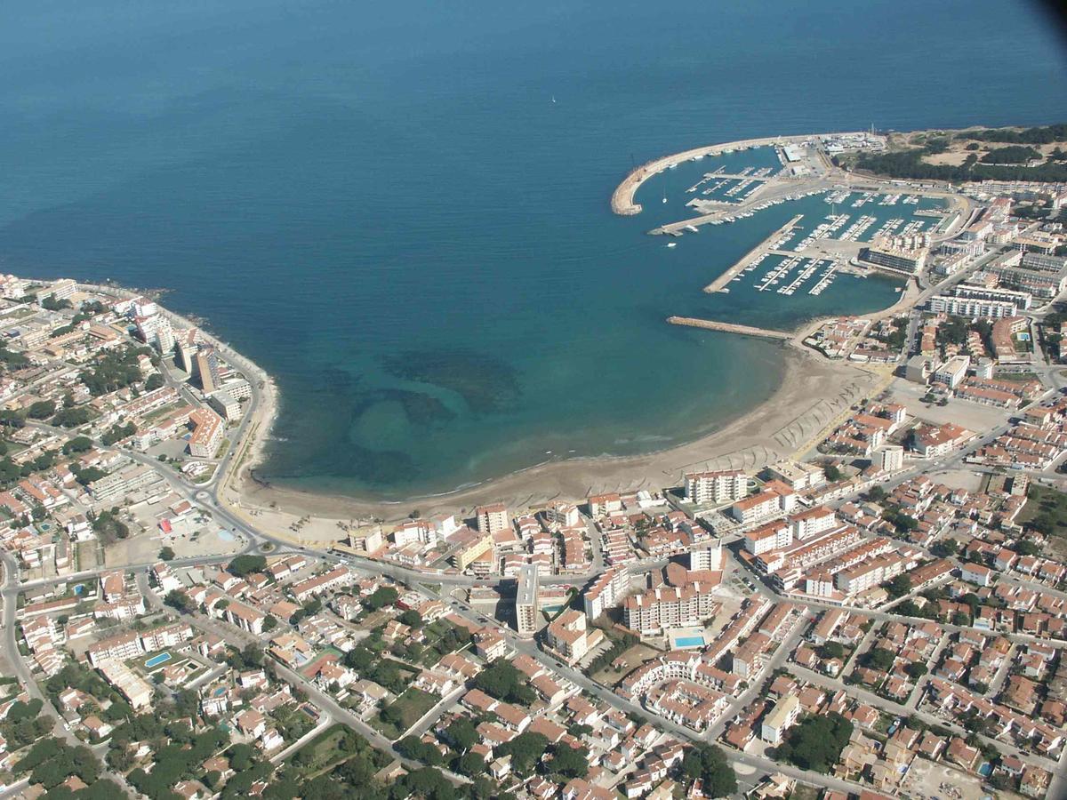 Villa Avinguda Montgo L' Escala Esterno foto